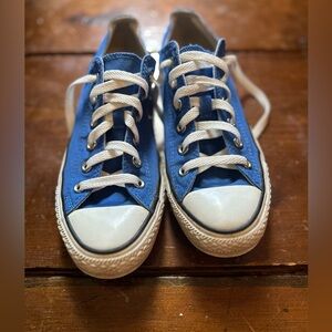 Converse Chuck Taylor All-Star Low Tops with double tongue